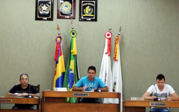 Nova Mesa Diretora da Câmara - Presidente: Marcos Carvalho Vice-Presidente: Wagão. Secretário: Anderson Ratinho